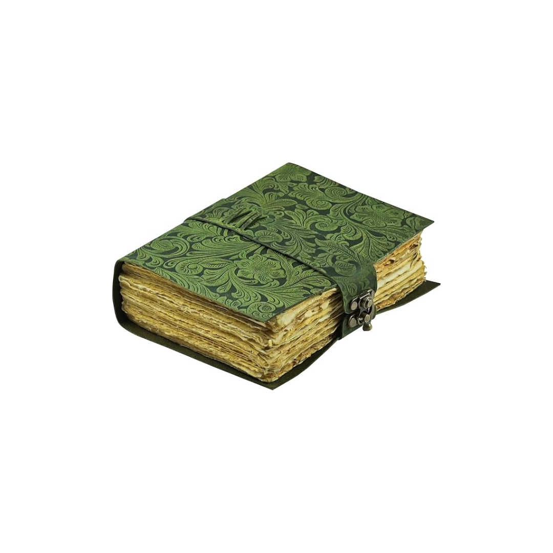 Cuaderno de cuero vintage con flores grabadas – diario artesanal compacto con diseño floral en relieve