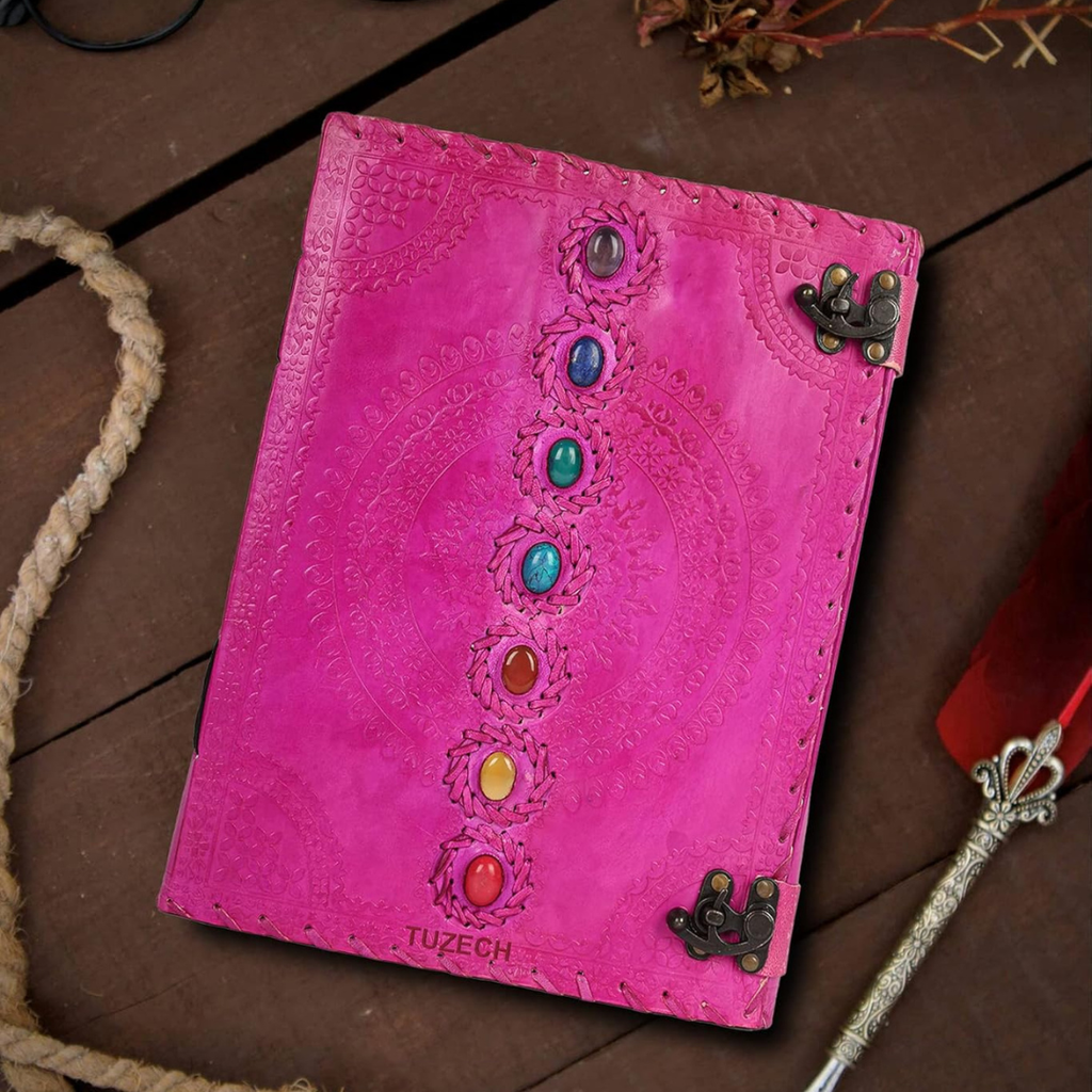 Cuaderno de cuero grande con diseño de chakras – diario artesanal de escritura y dibujo