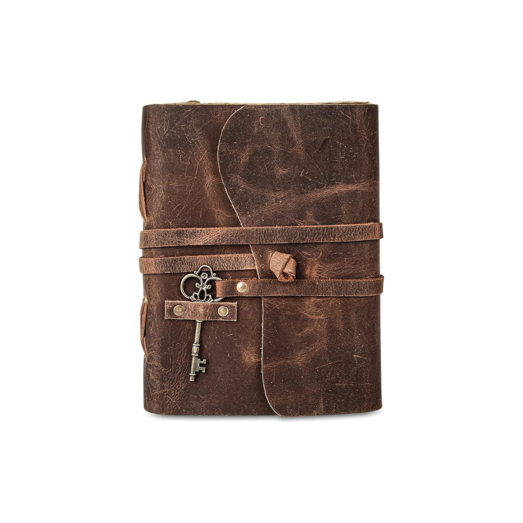 Cuaderno de cuero vintage con llave decorativa – diario artesanal compacto con cierre