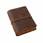 Cuaderno Vintage Artesanal con Árbol de la Vida Grabado y Cierre Envolvente