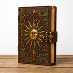 Cuaderno Místico Sol Celestial con Gemas Ámbar y Cierre Metálico Vintage