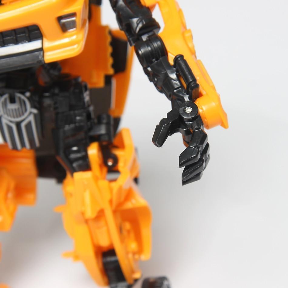 Modo robot completo de Optimus Prime, figura articulada con detalles precisos