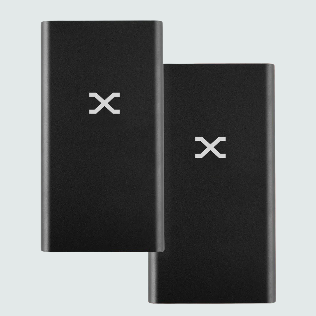Pack de dos powerbanks Ornishop X con diseño compacto y carga rápida para dispositivos móviles