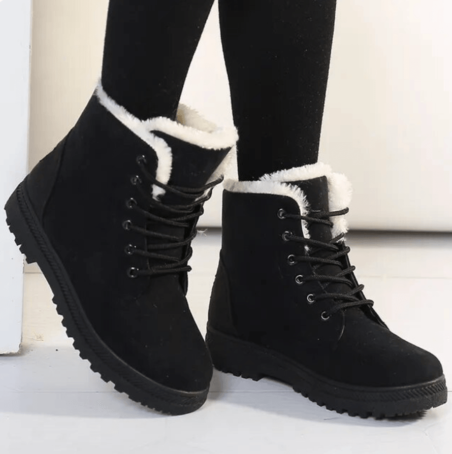 Botín WinterPlus negro mostrando su diseño ortopédico y plantilla ergonómica para mujer