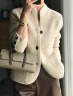 Chaqueta de punto de cachemira con botones para mujer en color beige