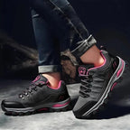 Calzado técnico de montaña para mujer ORNISHOP con membrana GORE-TEX impermeable y suela Vibram de alto agarre