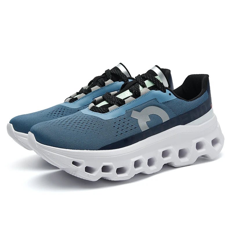Vista lateral de las zapatillas SKYLACE mostrando su diseño deportivo ligero