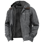 Chaqueta Atlas mostrando el ajuste y la silueta vintage para hombre.