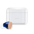 Detalle del audífono recargable ClearPro con sus controles de volumen y ajustes personalizables