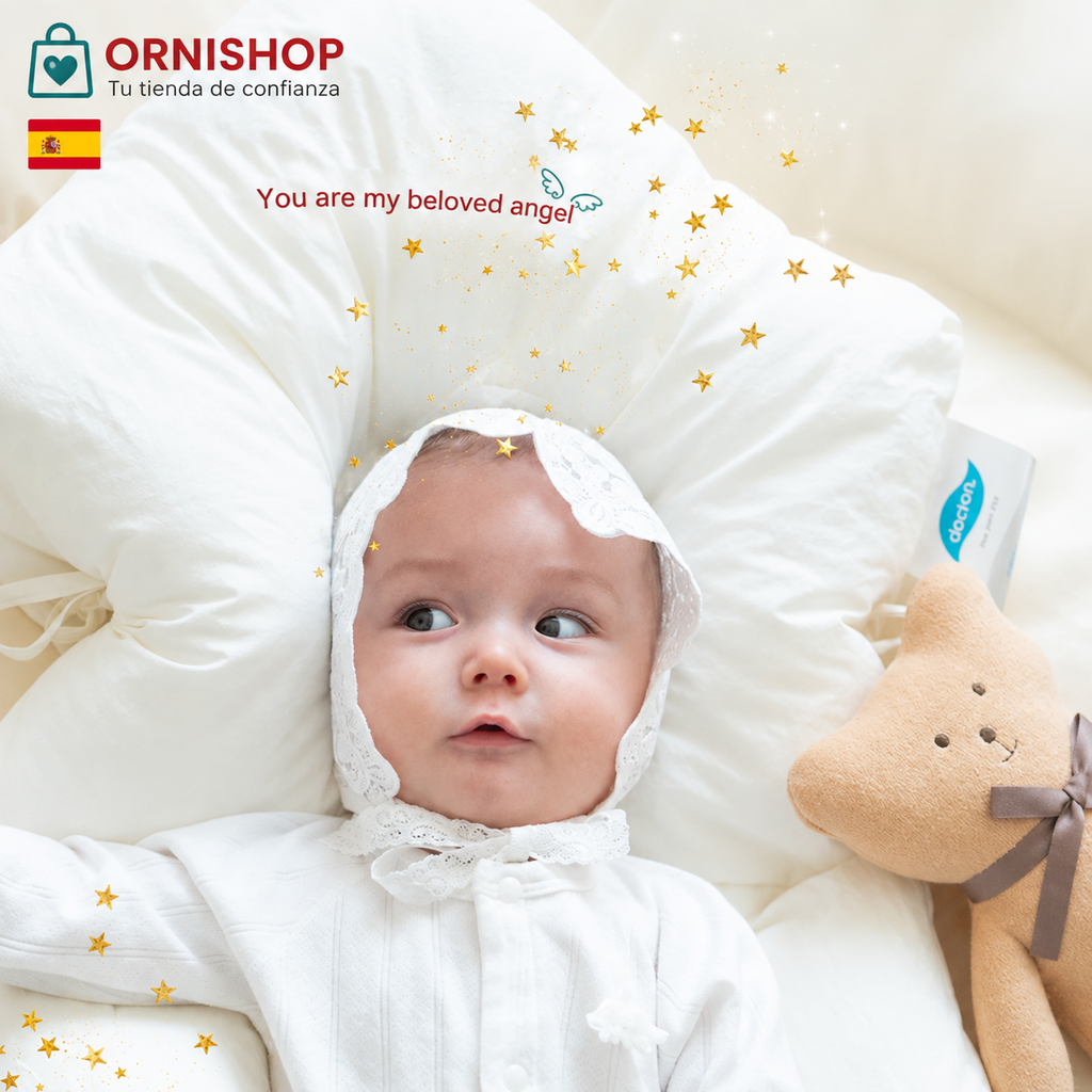 Cojín ergonómico ORNISHOP colocado en cuna mostrando su adaptabilidad y tamaño