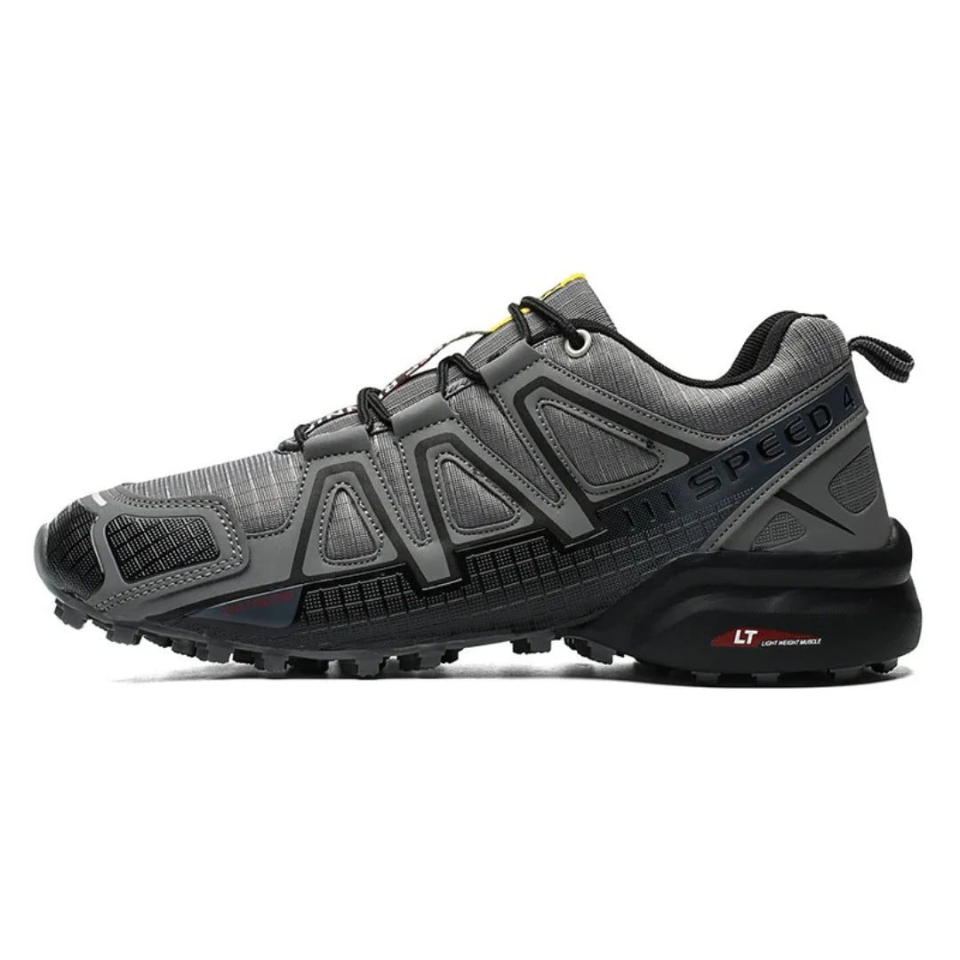 Zapatillas SpeedCross IV en color Negro-Amarillo con diseño deportivo agresivo