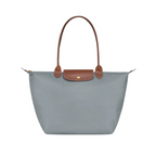 Bolso Longchanp Le Pliage en azul marino, perfecto para uso diario