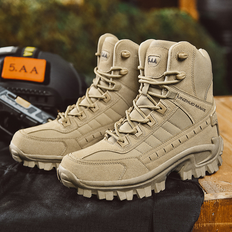 Interior acolchado y transpirable de las botas tácticas con membrana impermeable