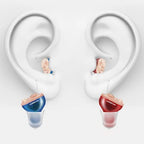 Audífono ClearPro en diferentes ángulos mostrando su diseño ergonómico y discreto