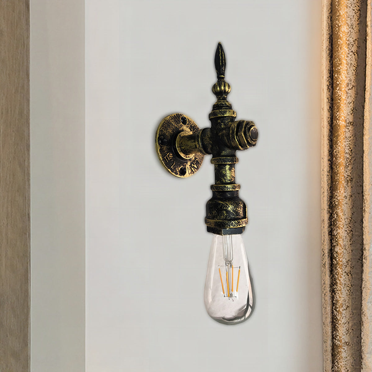 Aplique de pared industrial bronce con diseño de tubería y bombilla vista estilo rústico