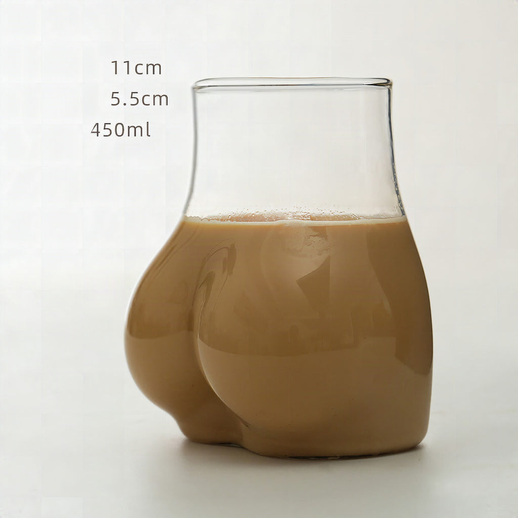 Vaso de cristal con curvas femeninas elegantes