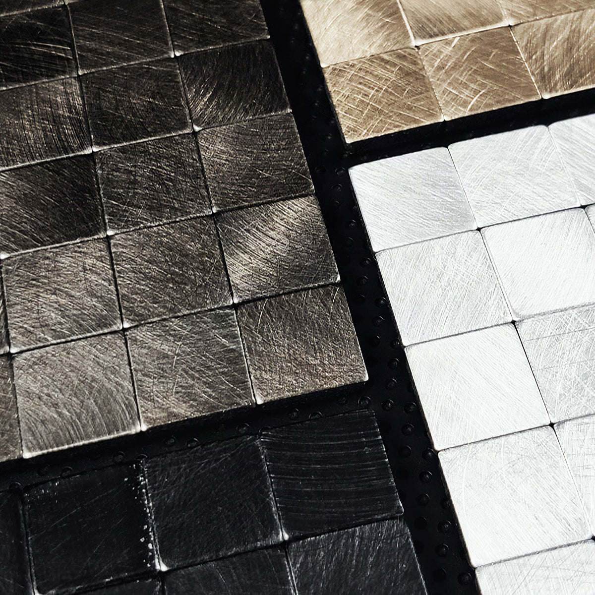 Papel pintado autoadhesivo de mosaico con forma cuadrada y acabado metálico