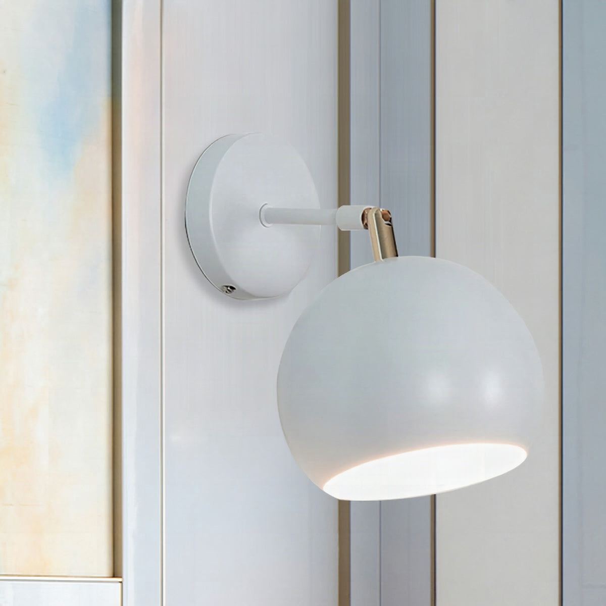 Aplique de pared ajustable de metal estilo industrial blanco con 1 luz