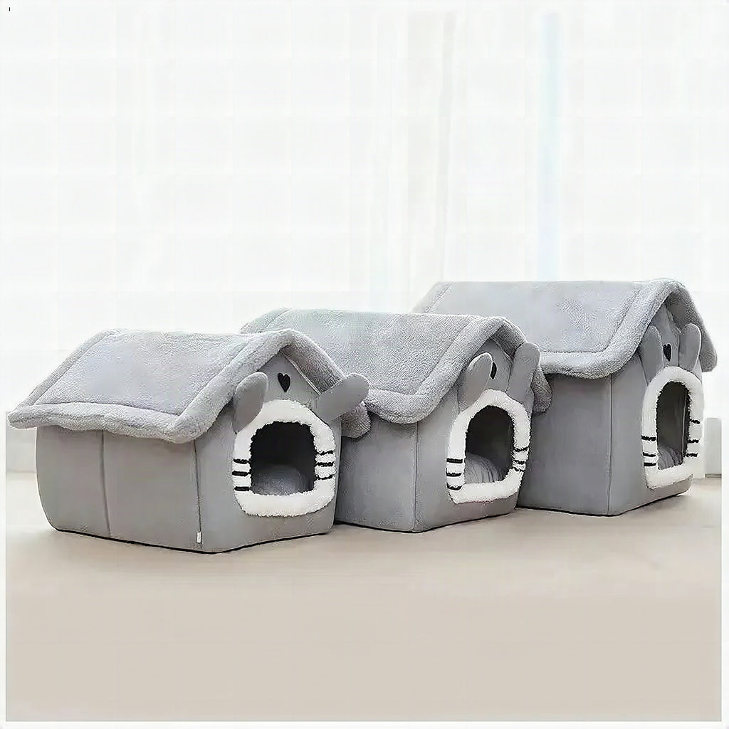 Caseta de interior CuddleNest para perros y gatos