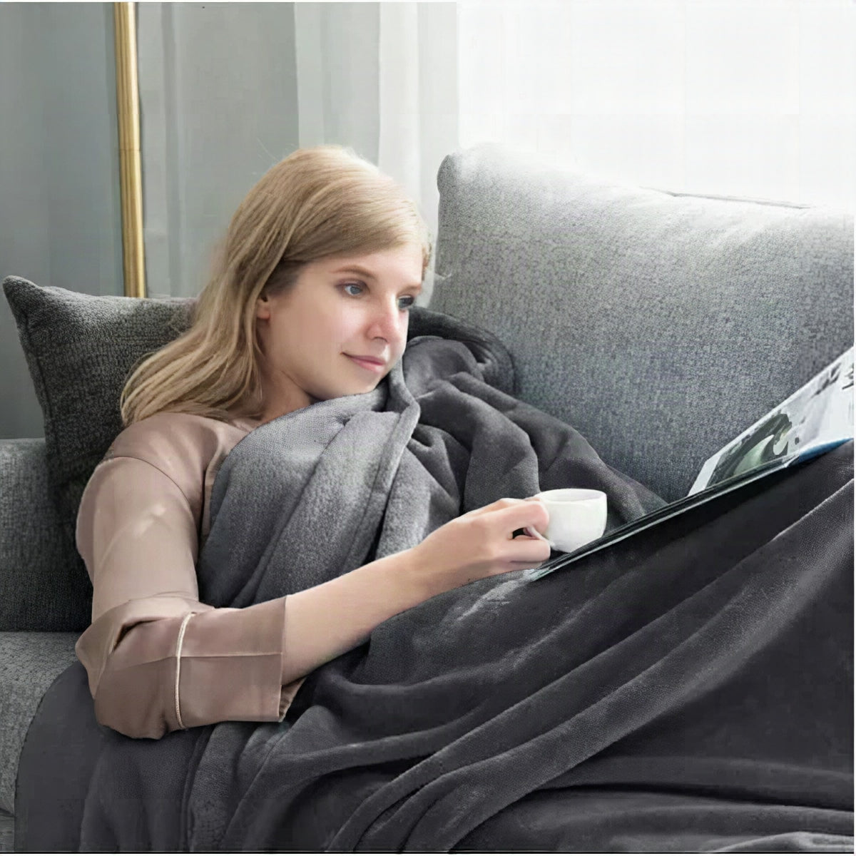 Manta impermeable CozyGuard – reversible, antimanchas y suave diseño de felpa