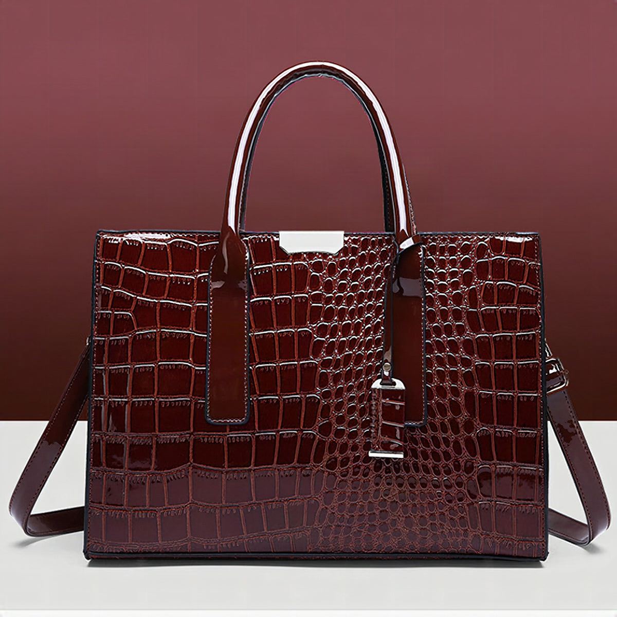 Bolso con relieve de cocodrilo