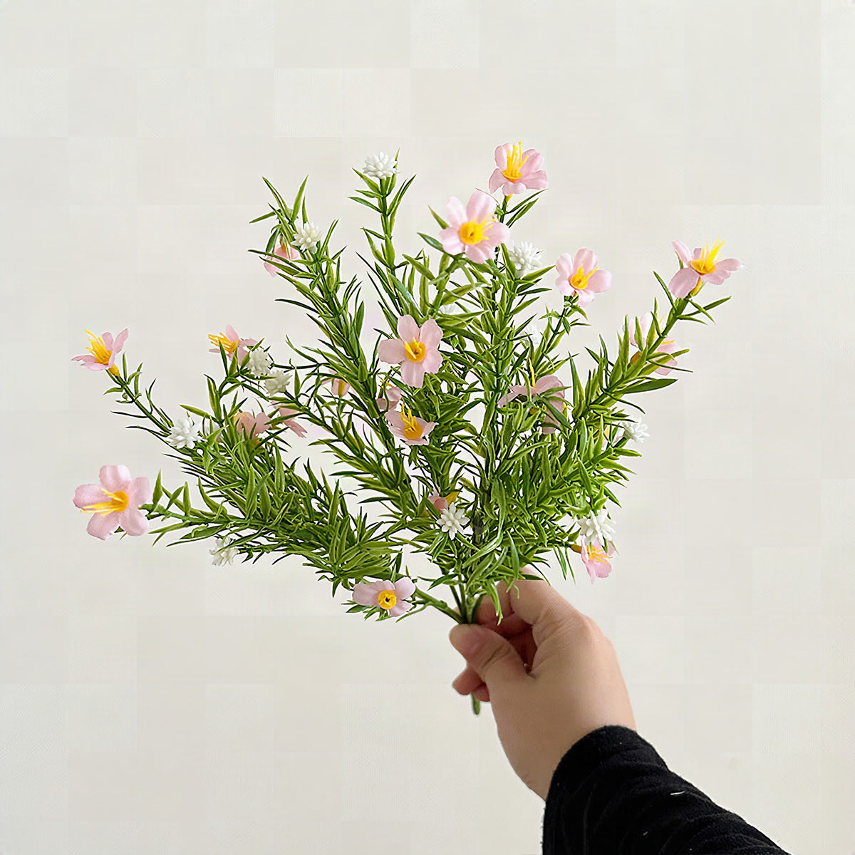 Ramo de flores artificiales realistas