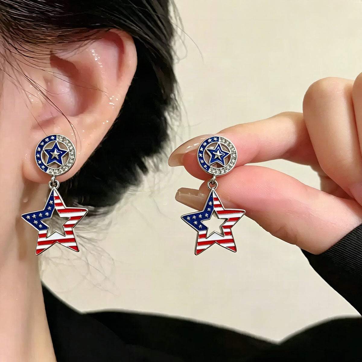 Pendientes colgantes de estrella con bandera esmaltada para mujer