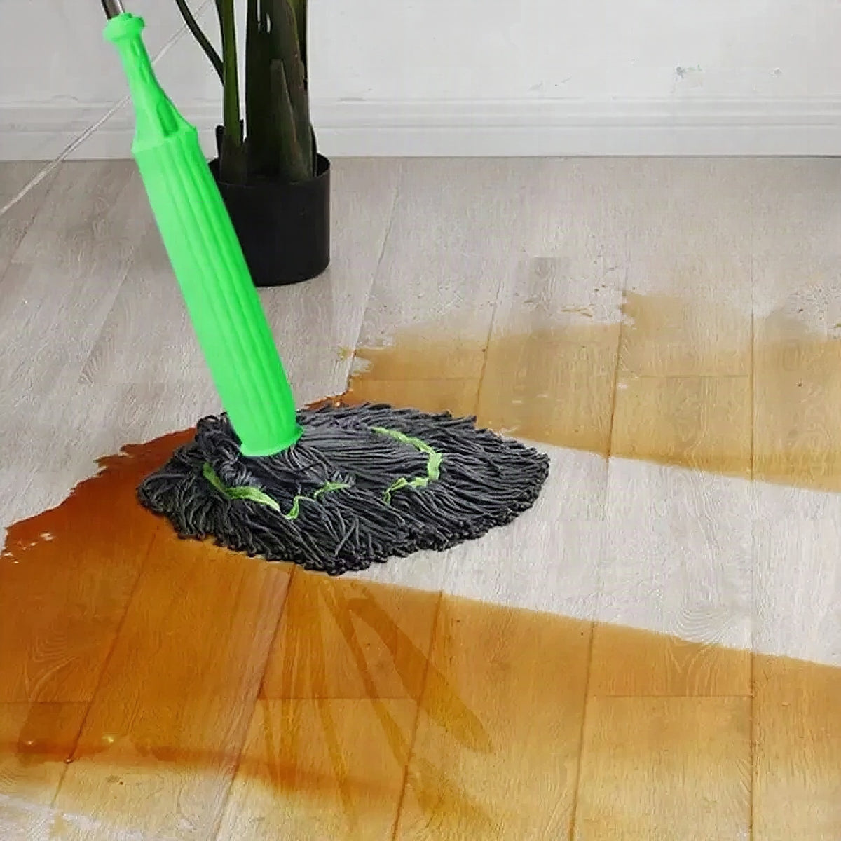 Fregona con escurridor automático