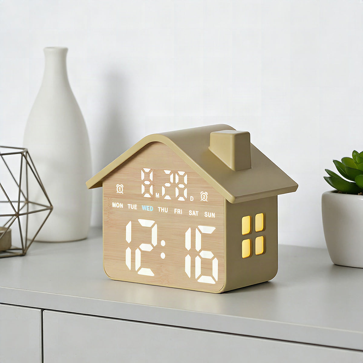 Reloj despertador digital creativo con diseño de casa