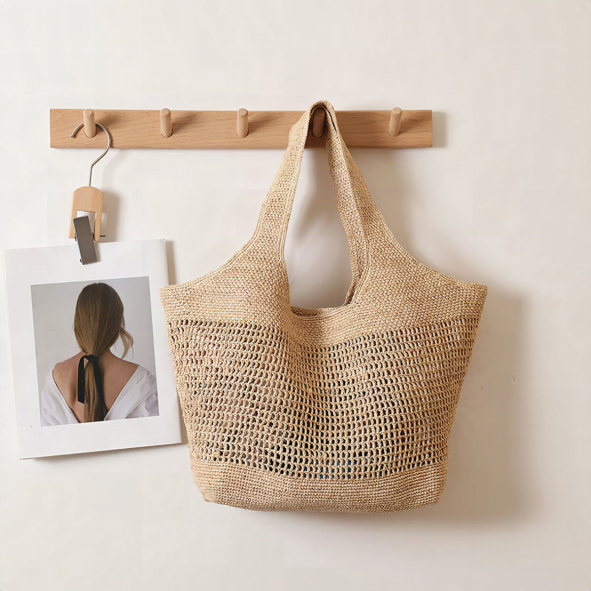 Bolso tote de malla artesanal hecho con material sostenible