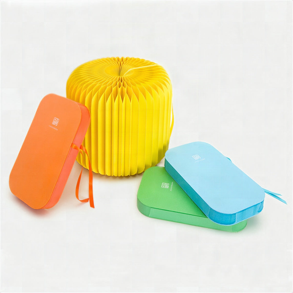 Taburete plegable portátil de cartón kraft