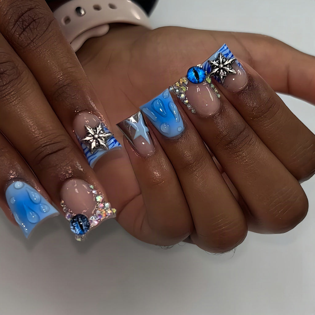 Diseño artístico de uñas en gel 3D