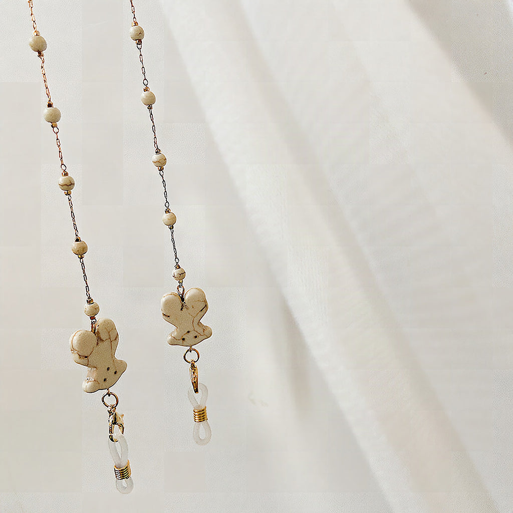Pendientes elegantes de diseño artesanal