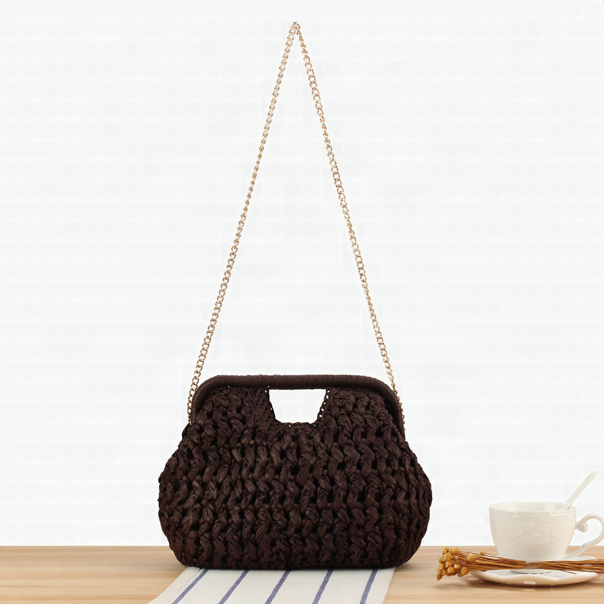 Bolso de mimbre trenzado a mano