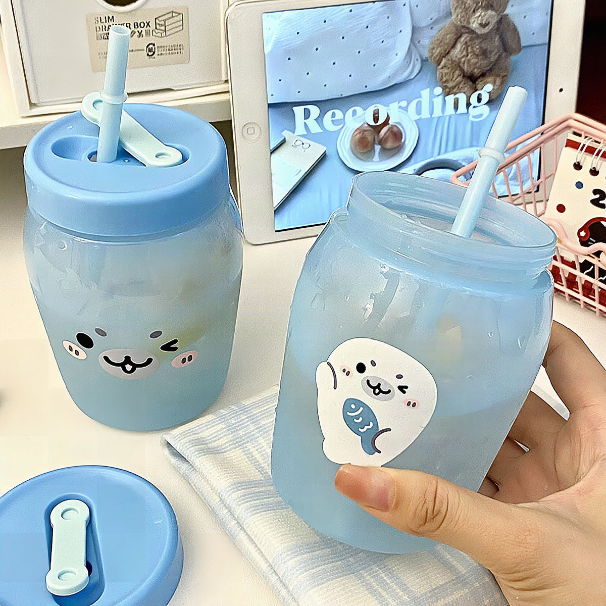 Vaso con pajita y diseño de animales