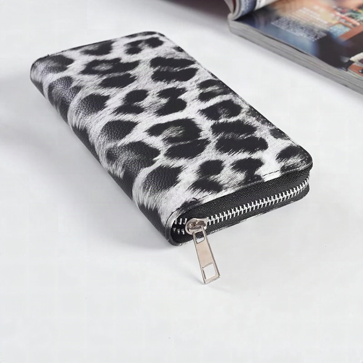 Cartera clásica con estampado de leopardo para mujer