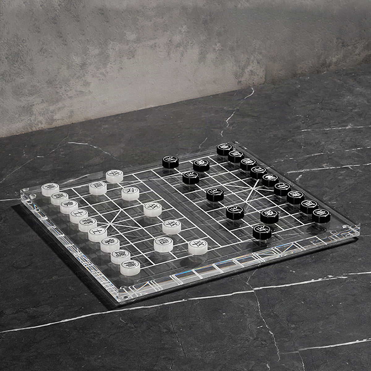 Juego de mesa transparente moderno