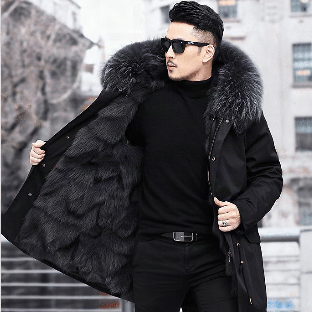 Detalle del cuello de pelo sintético de la parka Olivier para hombre