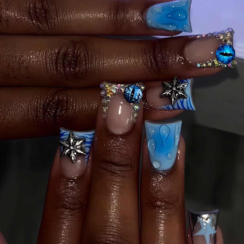 Diseño artístico de uñas en gel 3D