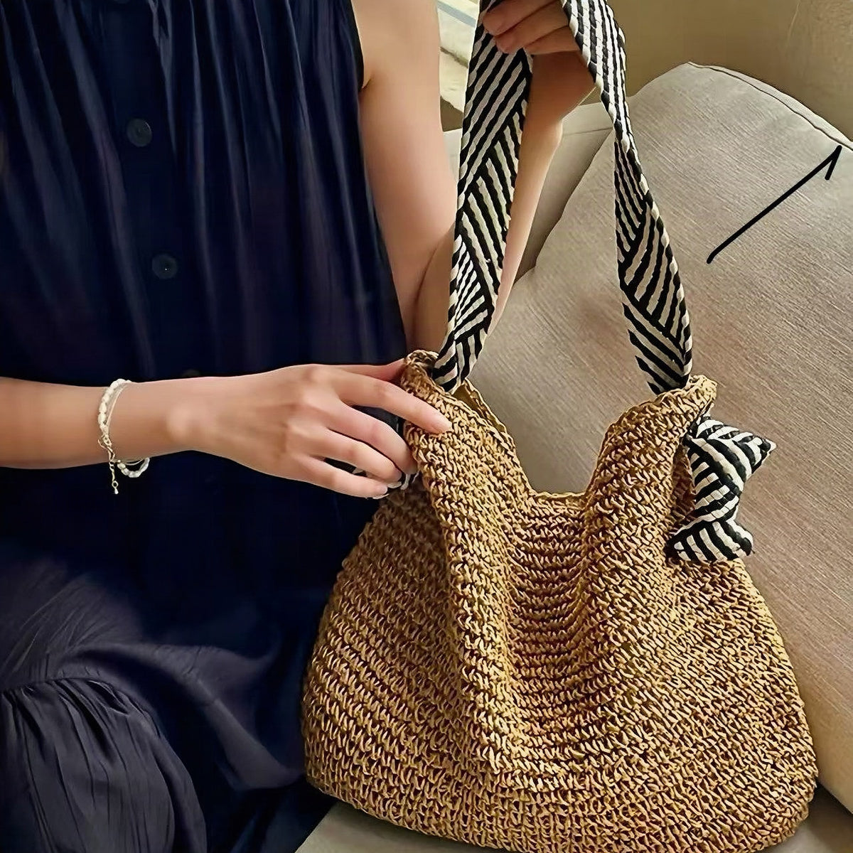 Bolso con asas a rayas