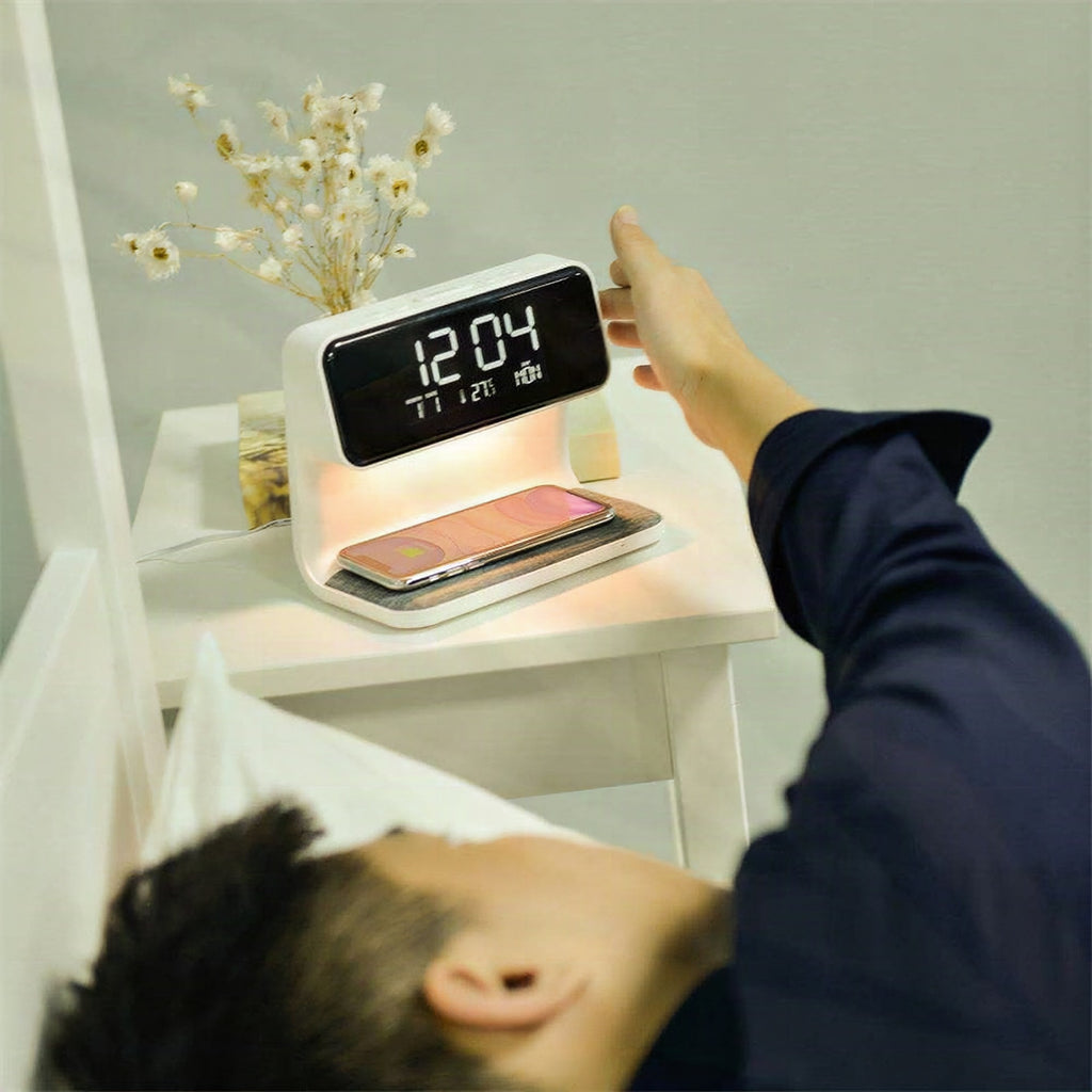Lámpara de mesita 3 en 1 con cargador inalámbrico, despertador LCD y luz LED regulable táctil