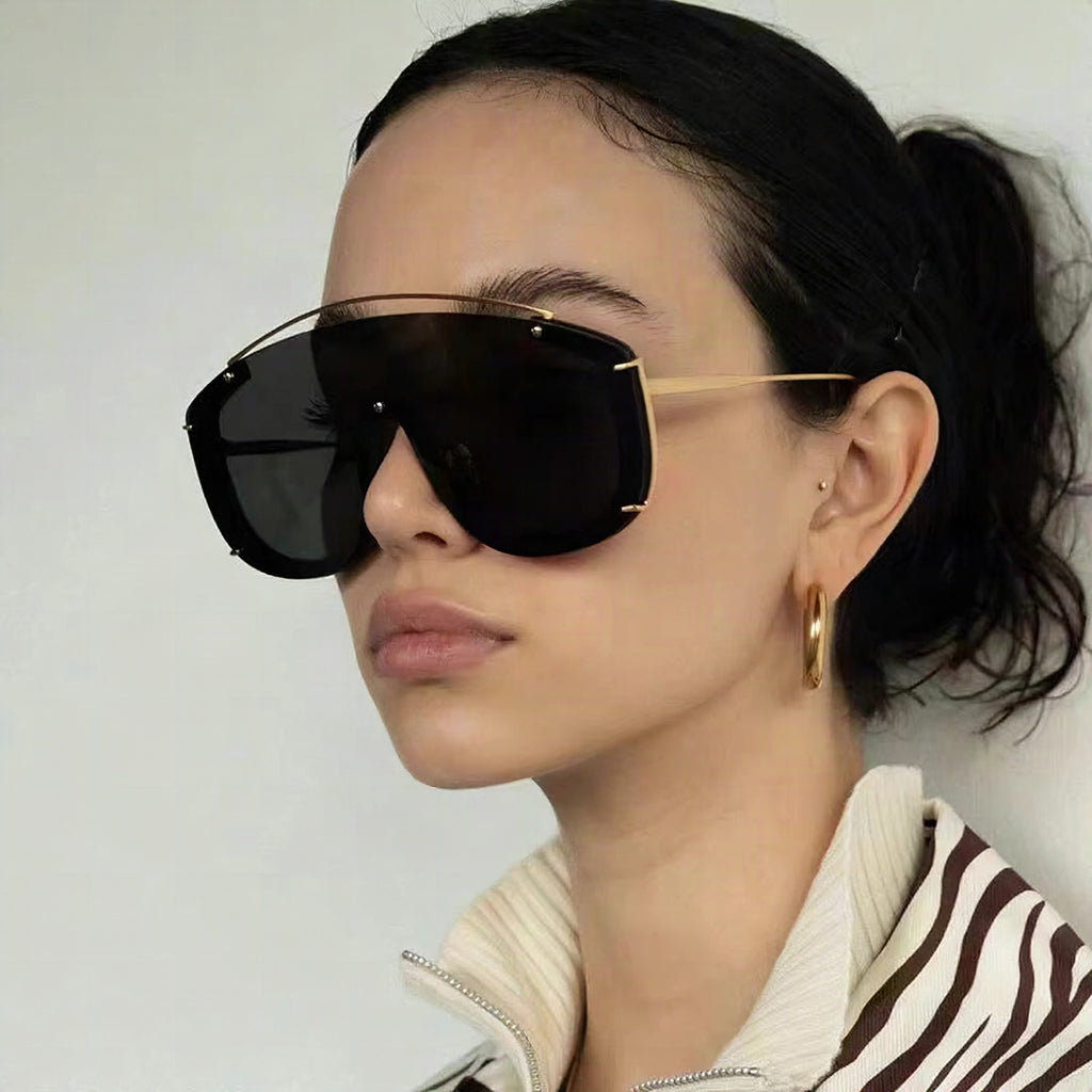Gafas de sol estilo masculino con degradado de moda y detalles dorados
