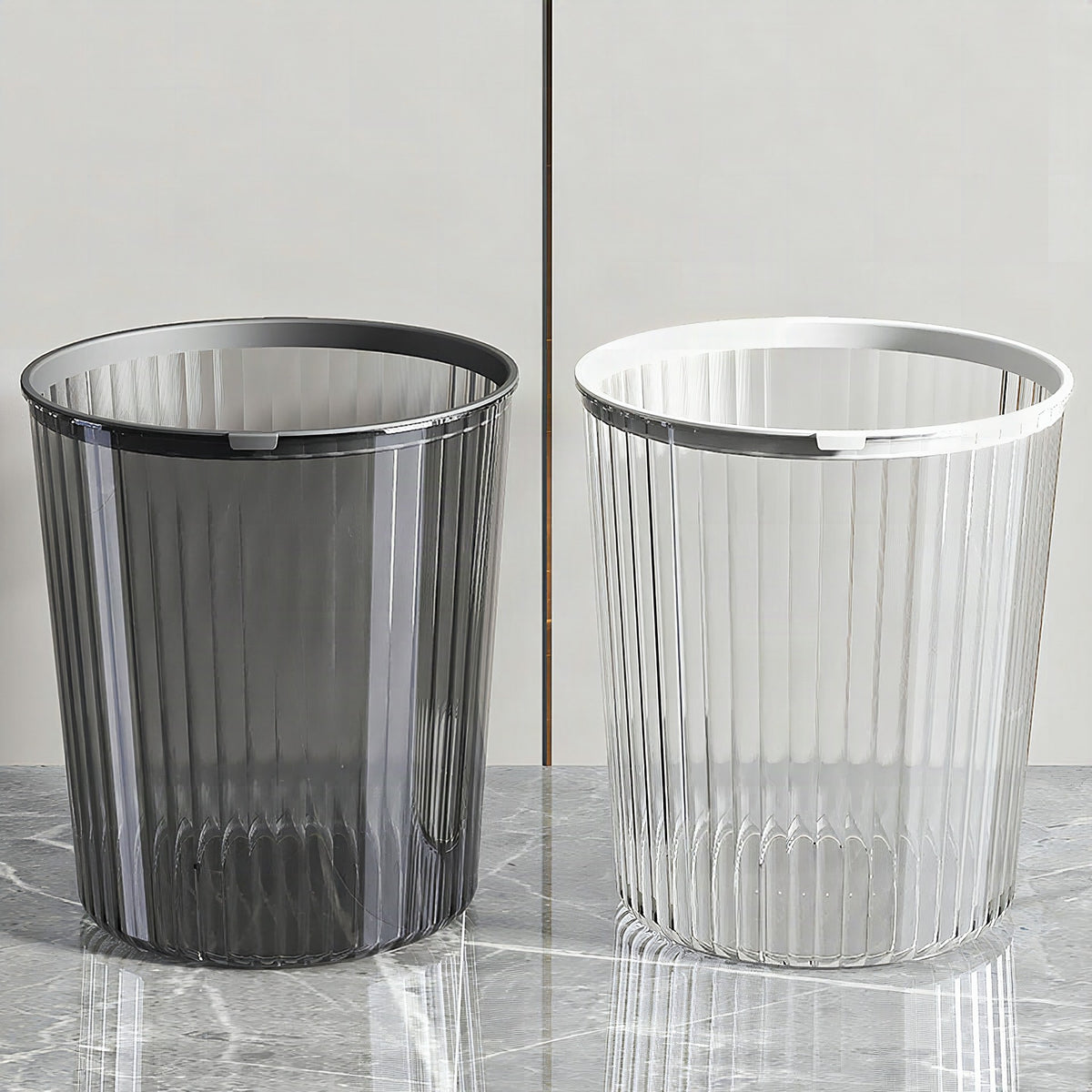 Cesta decorativa con textura acanalada
