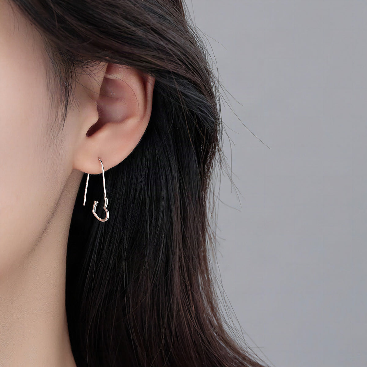 Pendientes elegantes con forma de corazón