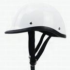 Casco de moto minimalista clásico