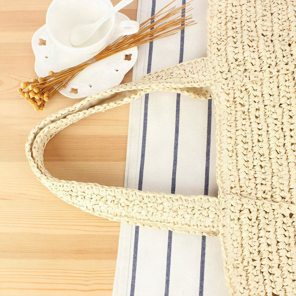 Bolso tote amplio de material natural artesanal