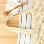 Bolso tote amplio de material natural artesanal