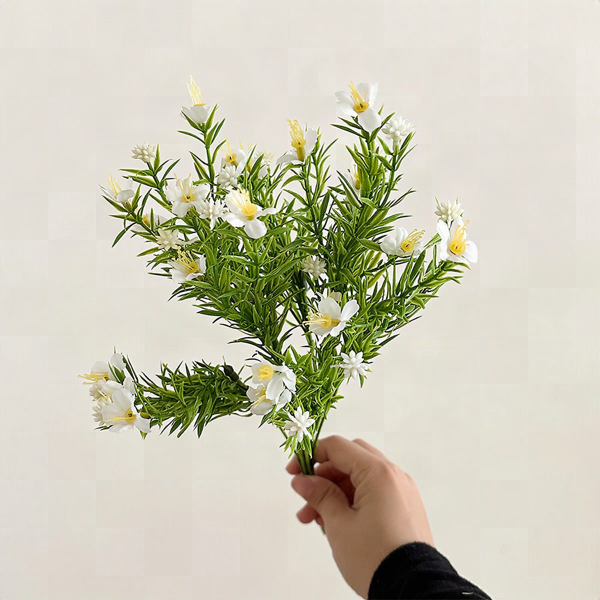 Ramo de flores artificiales realistas