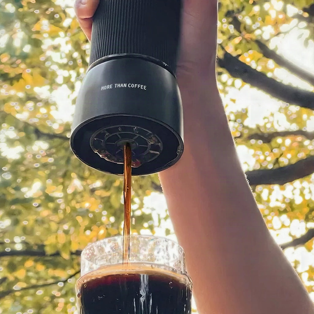 Cafetera portátil manual 18 bar ZZUOM CM101 para camping y viaje