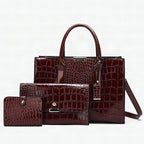 Bolso con relieve de cocodrilo